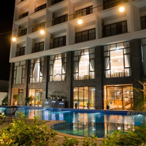 Khách sạn Legend Hill là một điểm đến lý tưởng cho du khách trong các kỳ nghỉ