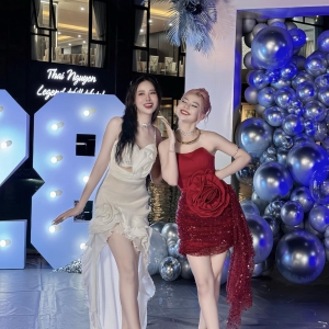  Tổ Chức Tiệc Sinh Nhật Bên Cạnh Bể Bơi - Trải Nghiệm Đẳng Cấp và Đáng Nhớ