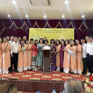 Buổi Họp Lớp Đáng Nhớ Sau 25 Năm của Trường THCS Nguyễn Trãi tại Khách Sạn Legend Hill